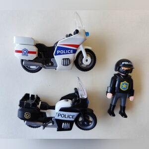 Playmoible Police Motorcycle lot of 2 with 1 figure